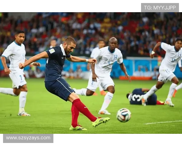 2019年足球明星风采回顾精彩瞬间尽在此处