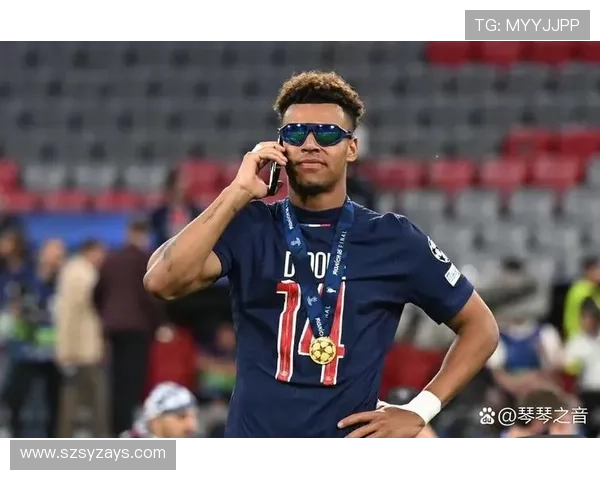 19岁足球明星崭露头角引发全球关注未来可期